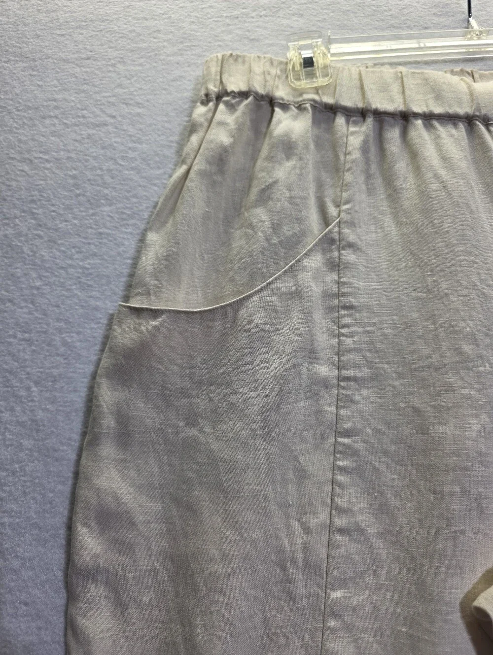 QUINCE 100% EUROPEAN LINEN TAPERED ANKLE PANTS SAND SIZE L